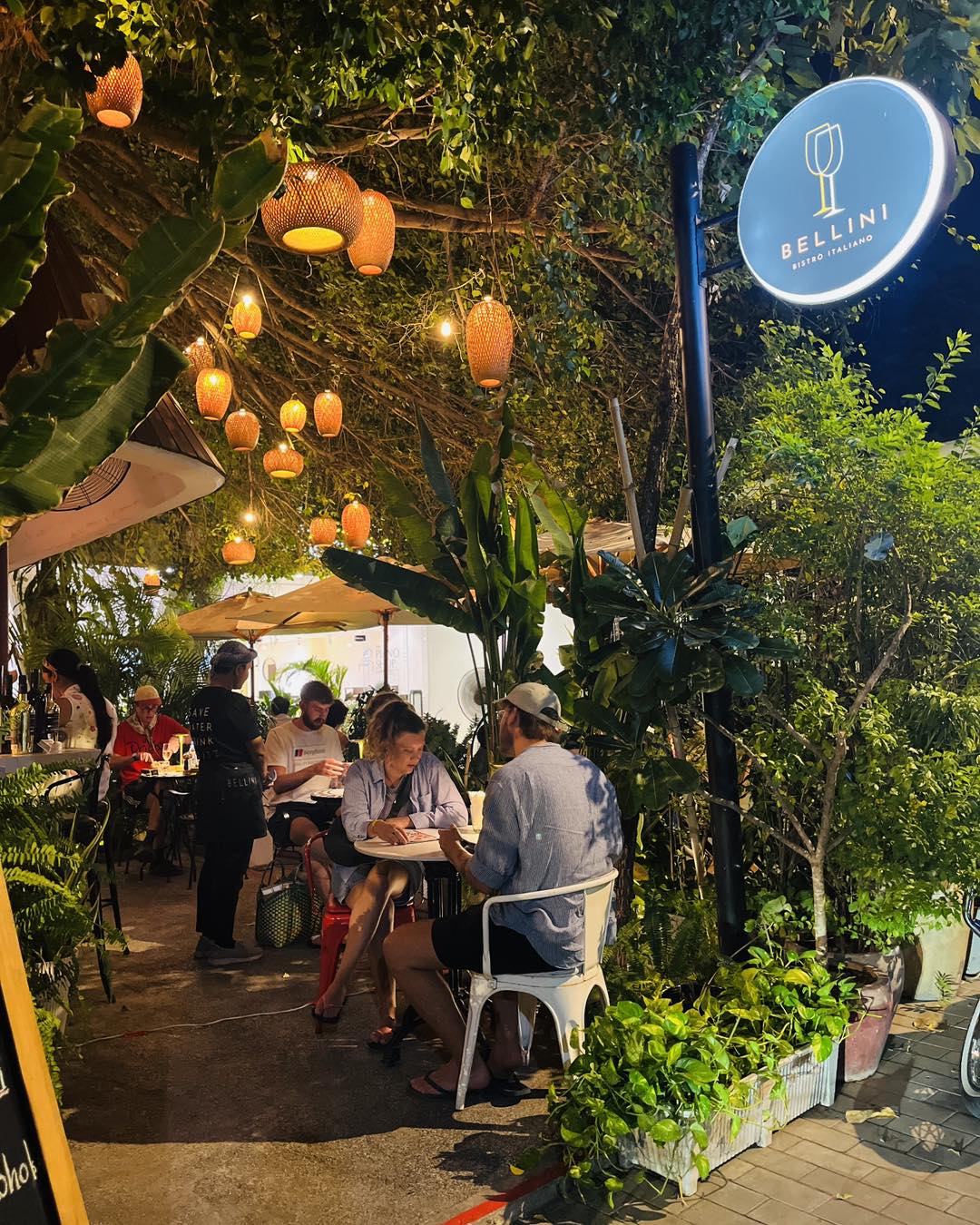 Bellini Bistro Italiano garden entrance at night, Phnom Penh